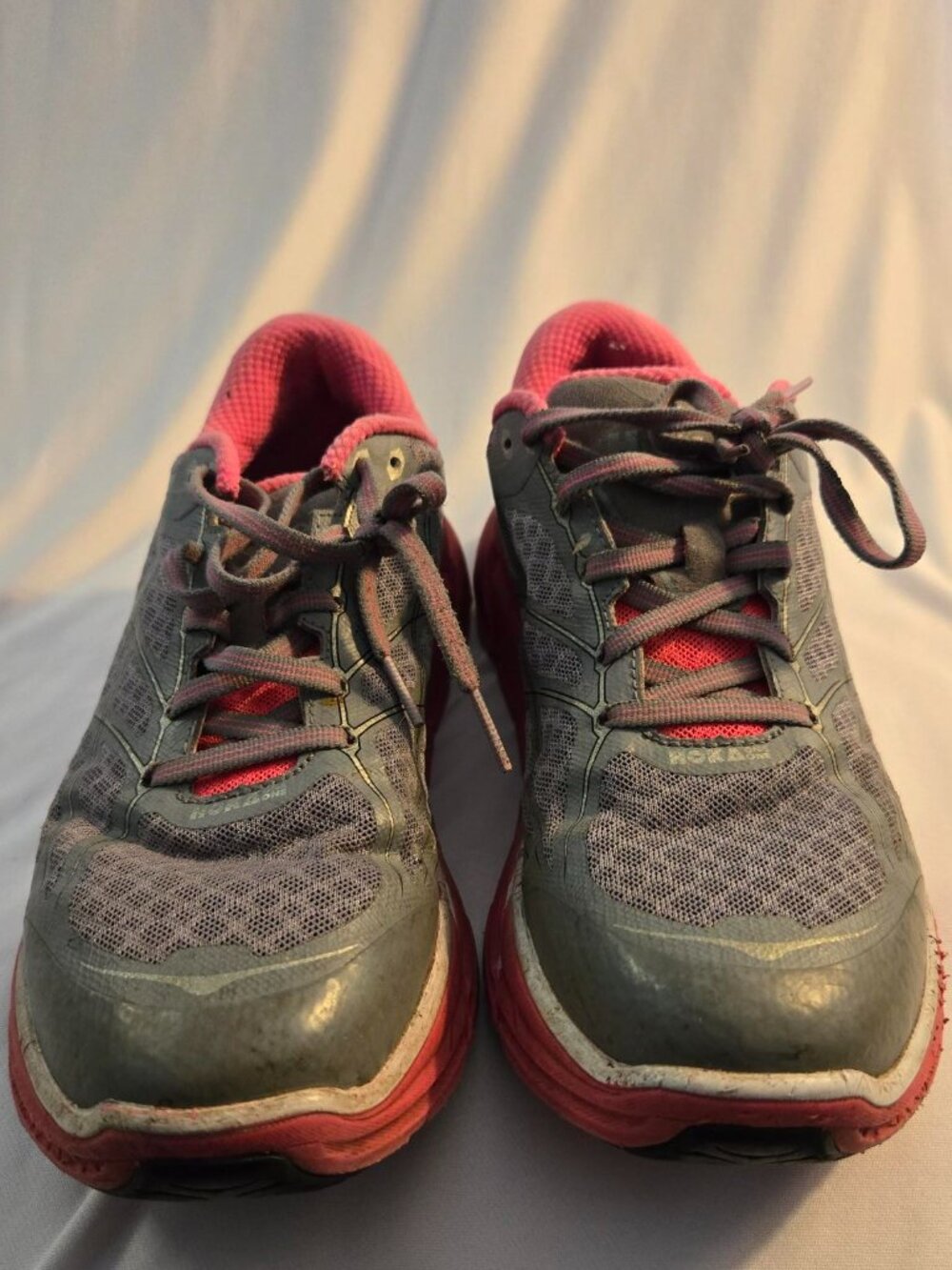 Hoka One Sneakers Clifton 2 Womens 8 Running Shoes  Gray Pink 1008329 Size 9.5